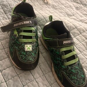 Kids Green Black Sneakers - Hook & Loop Athletic Shoes